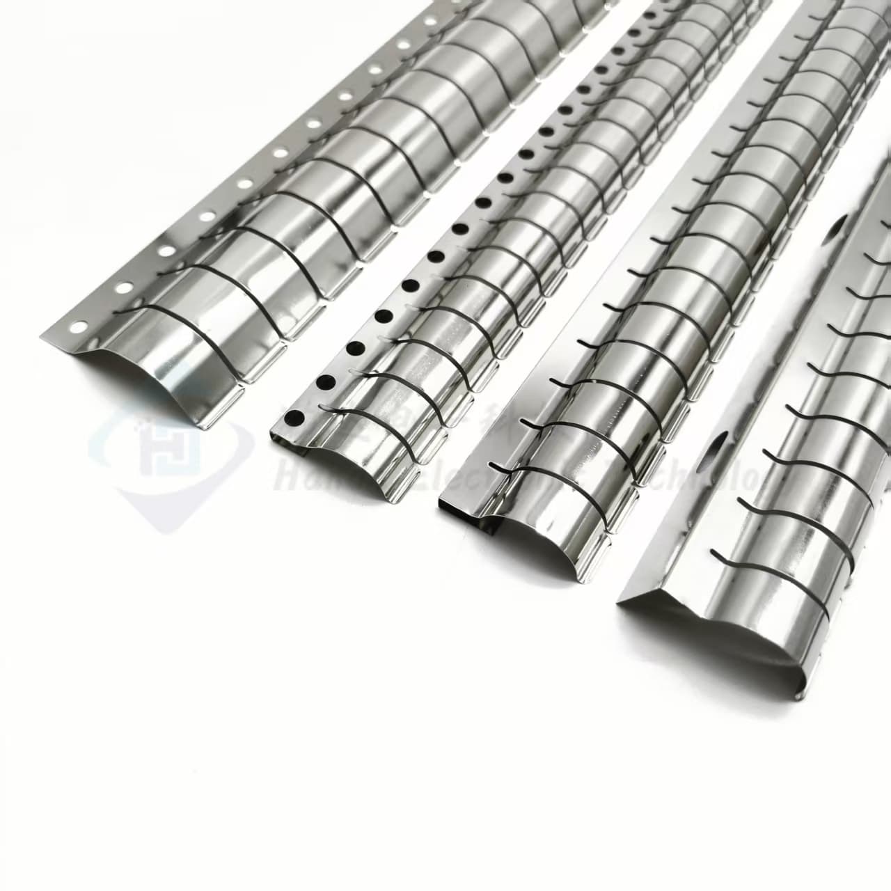 Silver-plated beryllium-copper fingerstock gaskets.-Handashielding